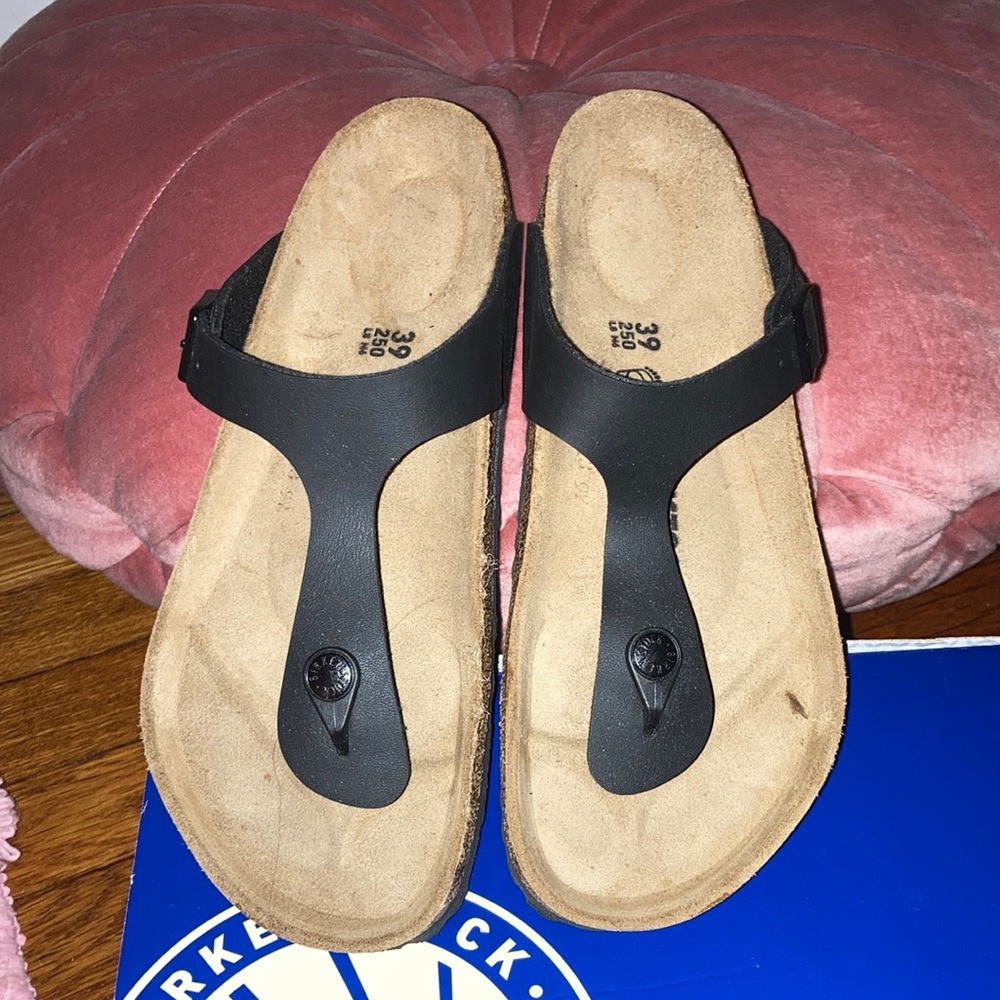 Birkenstock Gizeh NWT in box